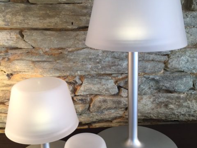 EVA SOLO1 Kollektion Solarlampe Tischlampe, mittel und groß