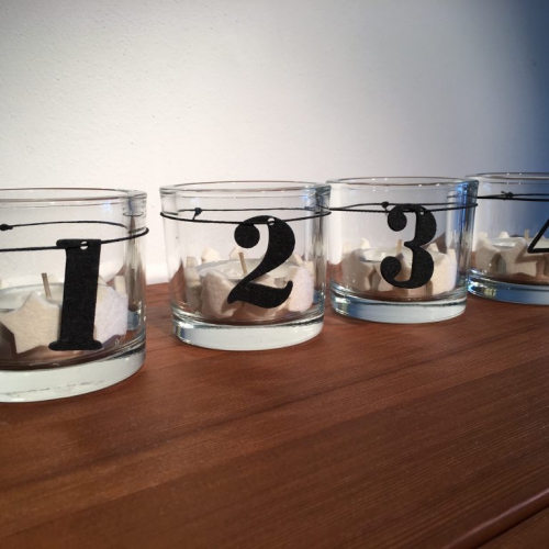Advent7 Kerzen im Glas für den Advent